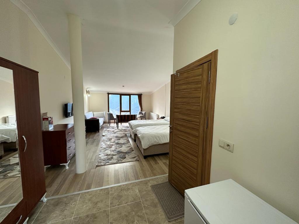 Meseici Butik Hotel Macka Екстериор снимка