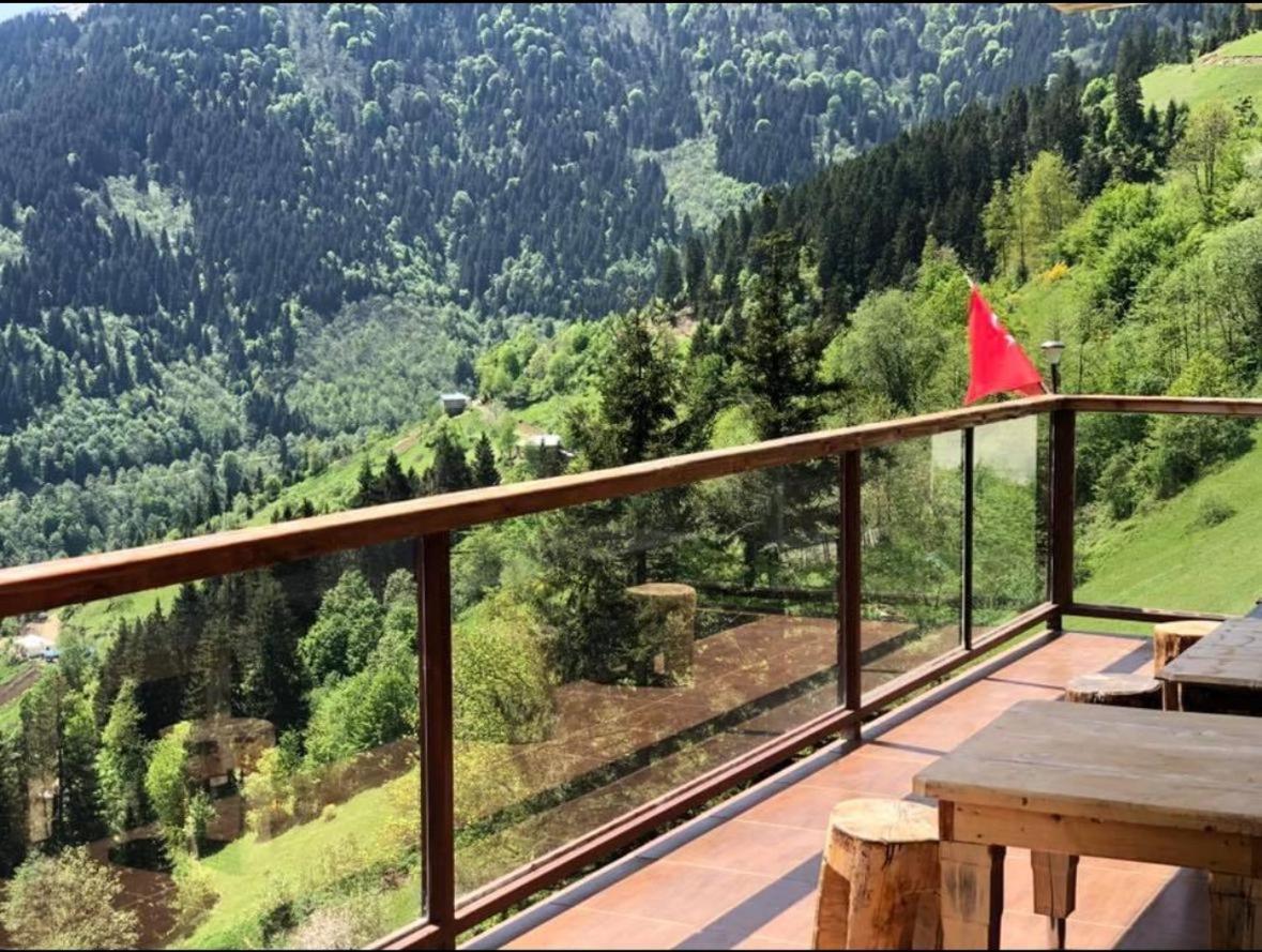 Meseici Butik Hotel Macka Екстериор снимка
